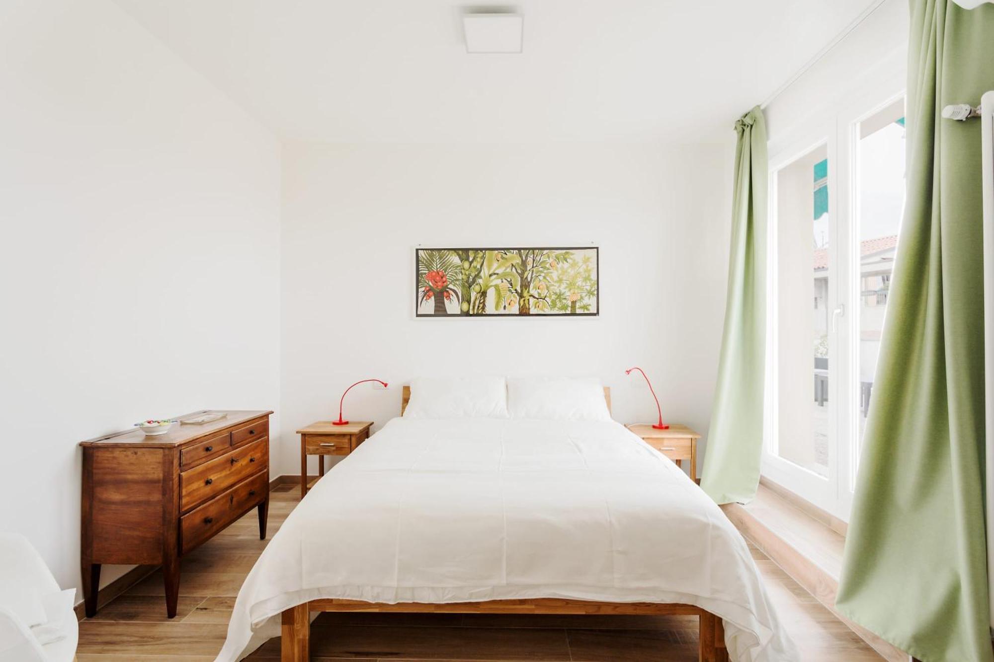Amazing Flat With Big Terrace And Private Car Park Apartment เวโรนา ภายนอก รูปภาพ